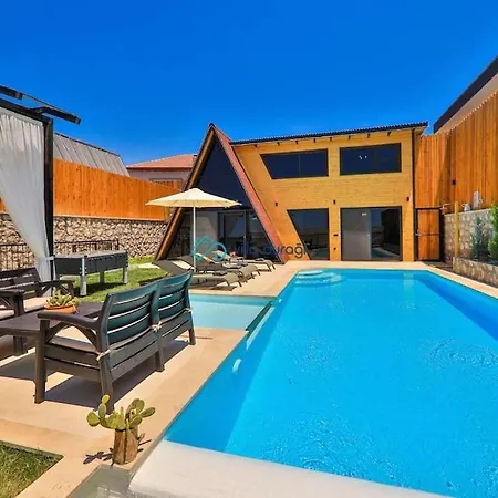 With Private Pool And Jacuzzi In Antalya Patara