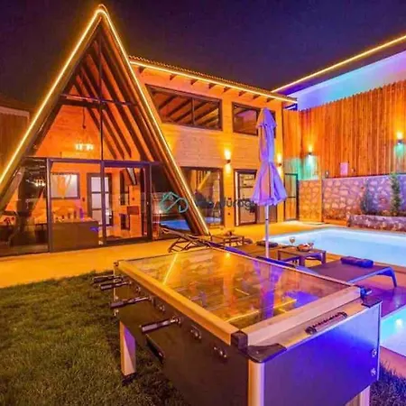 With Private Pool And Jacuzzi In Antalya Patara *